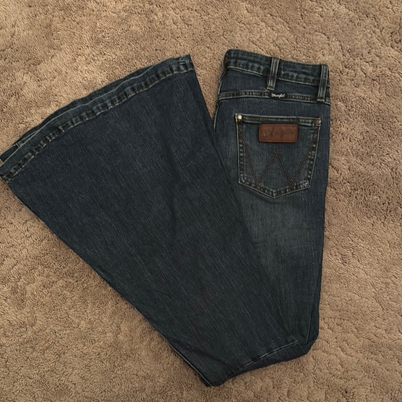 Wrangler Denim - Like new and never been dried